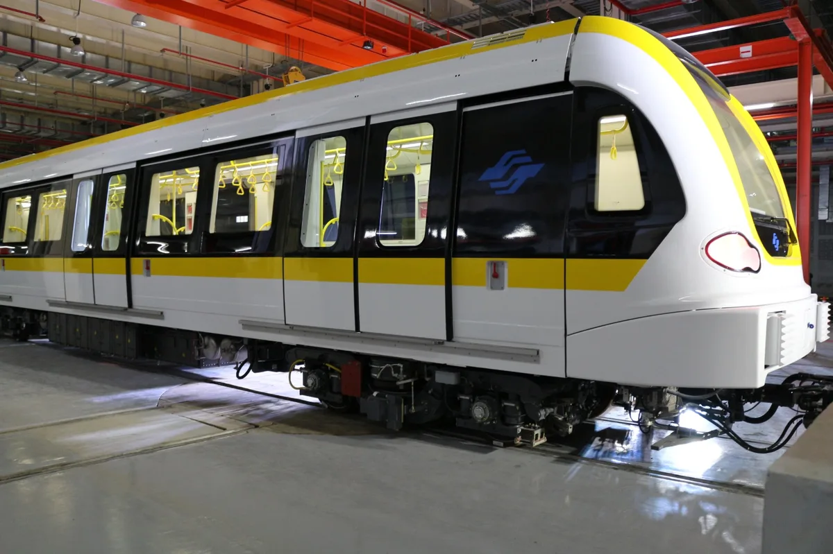 車體結構採用輕量化鋁合金材質，減輕車體重量