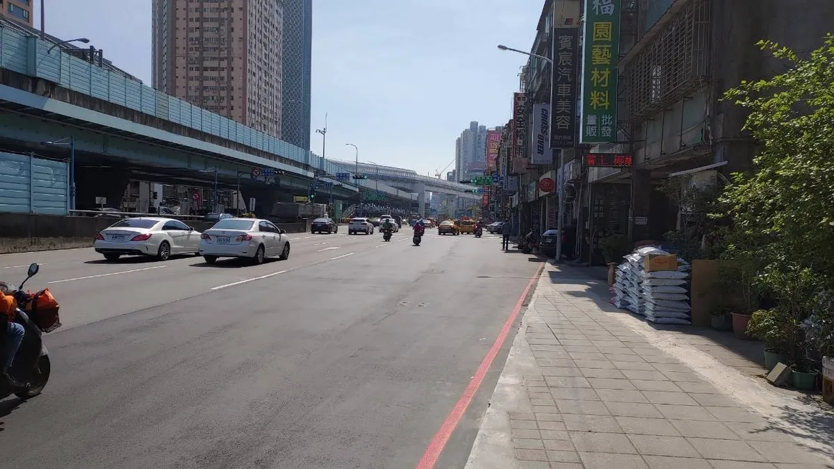 削減人行道完工開放照片