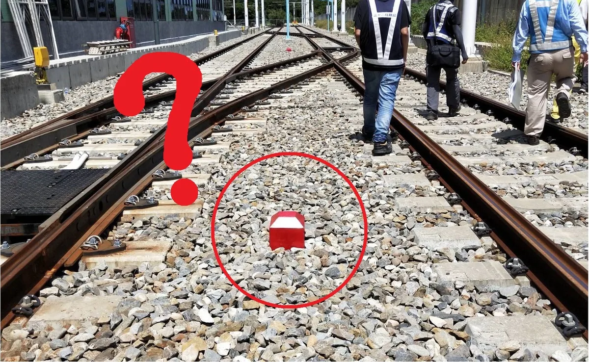 淡海機廠-道碴道床道岔區警衝標