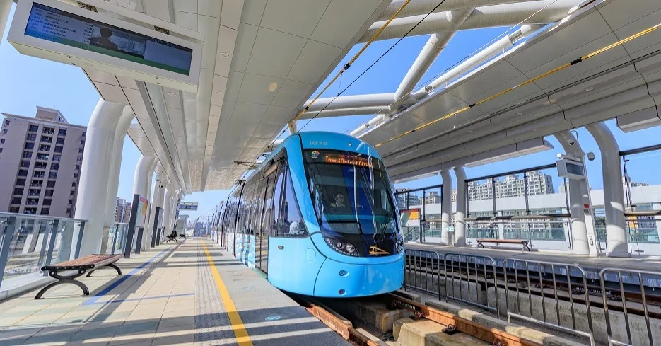 （圖說：淡海輕軌列車）