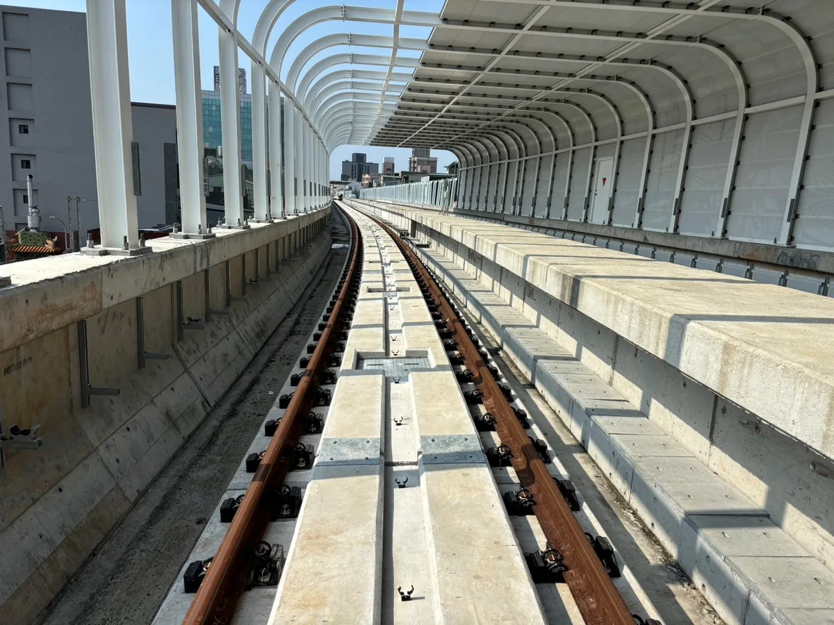 三鶯捷運浮動式道床完成照片