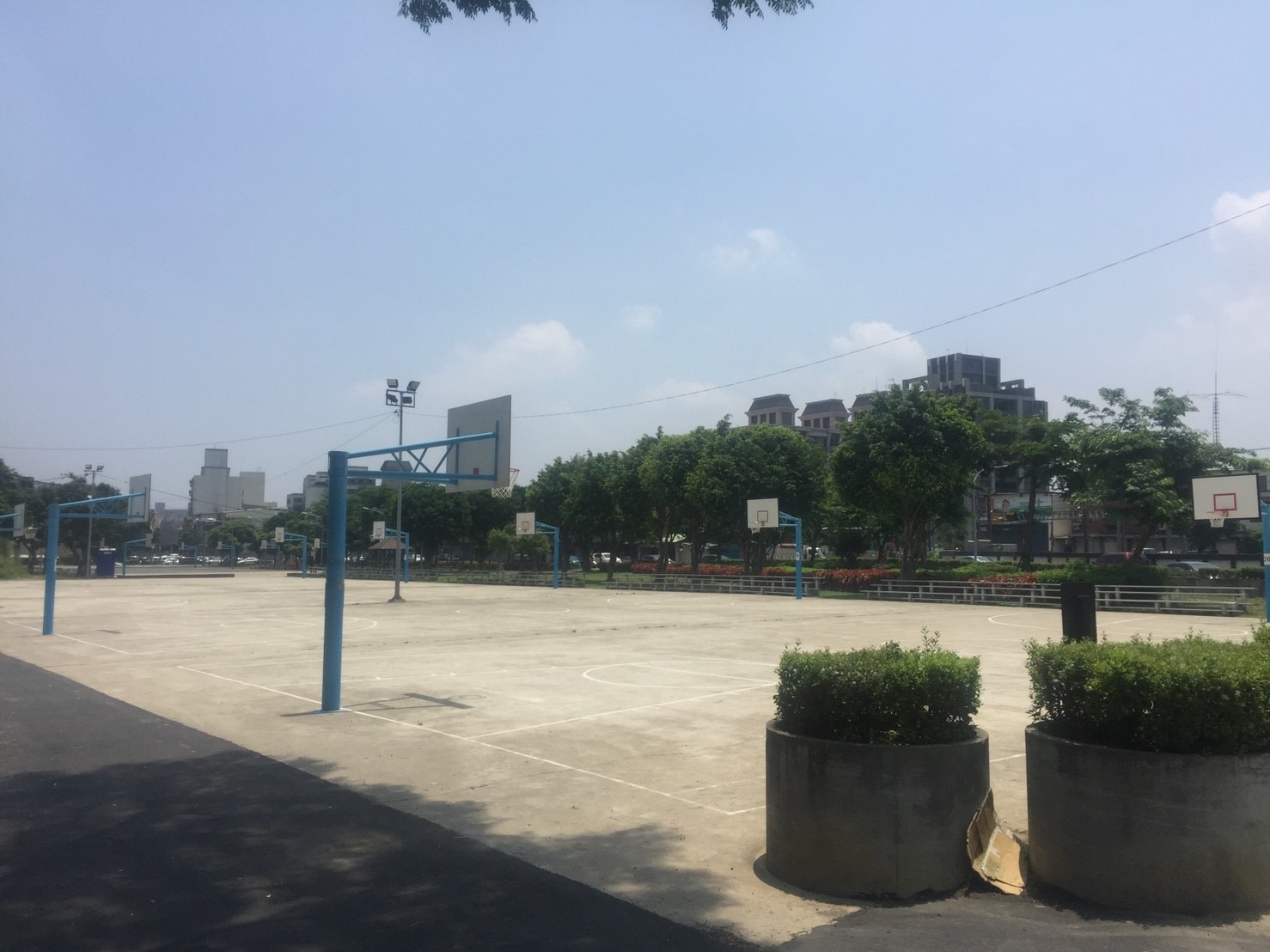 （圖說：籃球場）