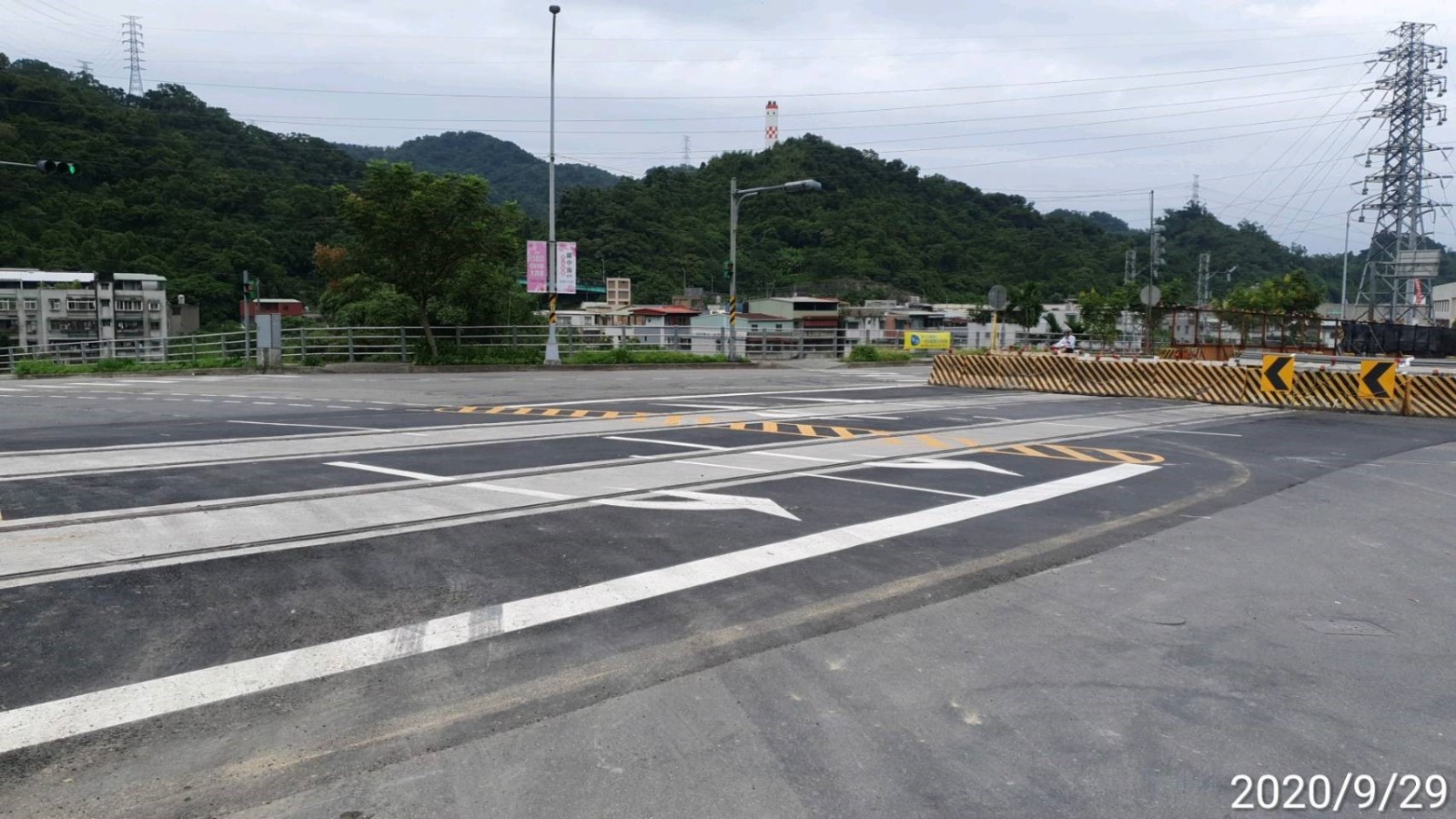 埋入式軌道（現場-安祥路與安一路口）