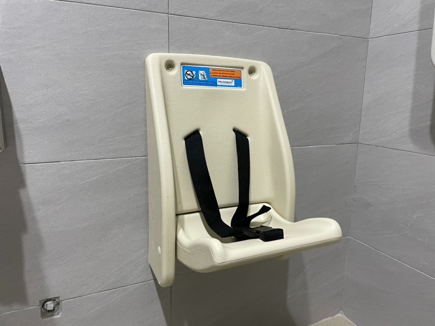 兒童安全座椅