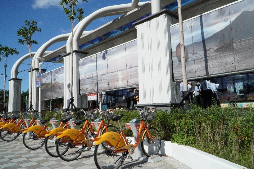 捷運與捷運站外的YouBike等非傳統運具皆屬於綠色交通的範疇