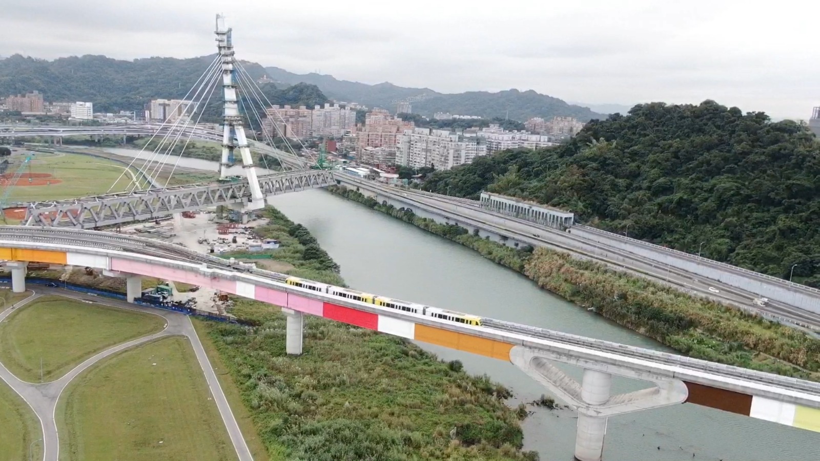 捷運一景