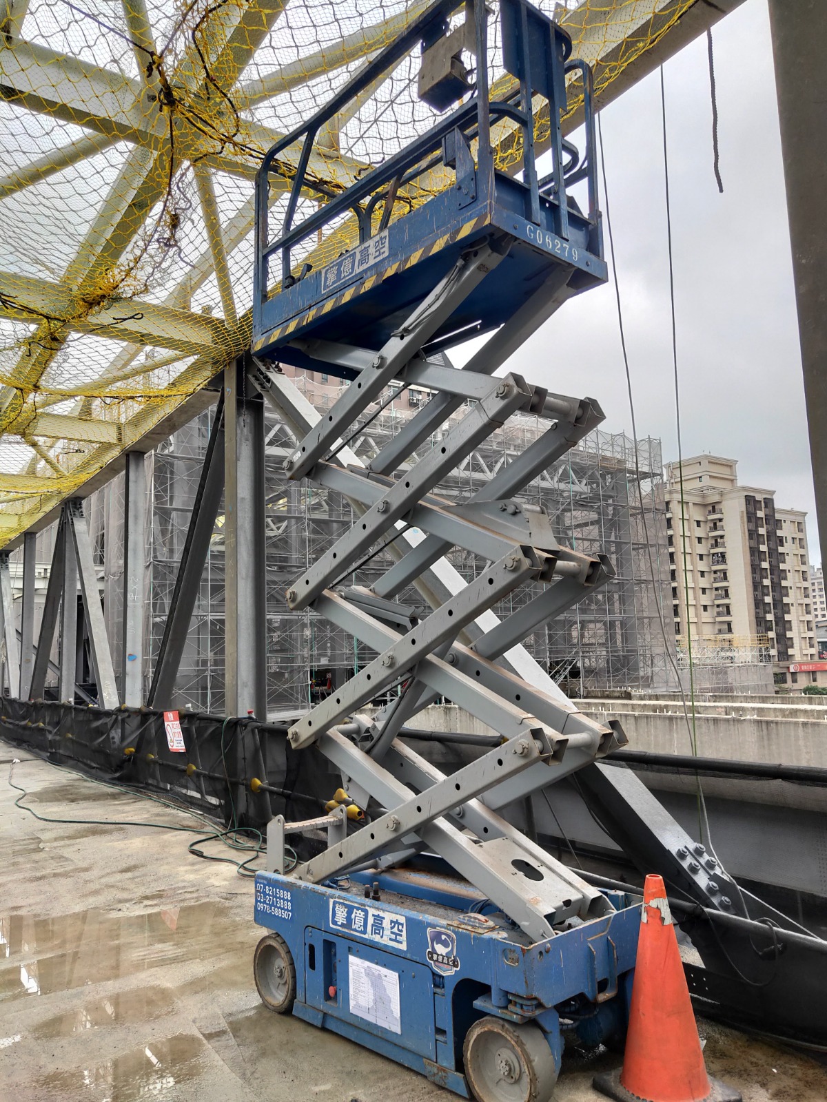 剪刀型高空作業車