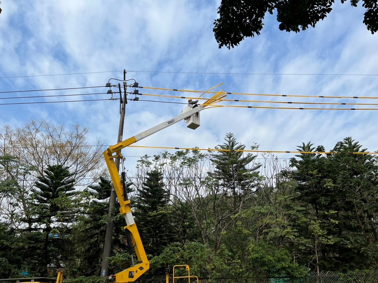 台電施工加裝