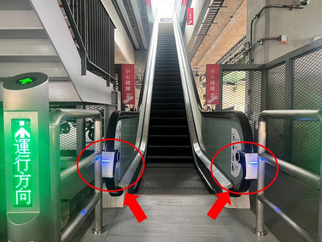 電扶梯下乘場