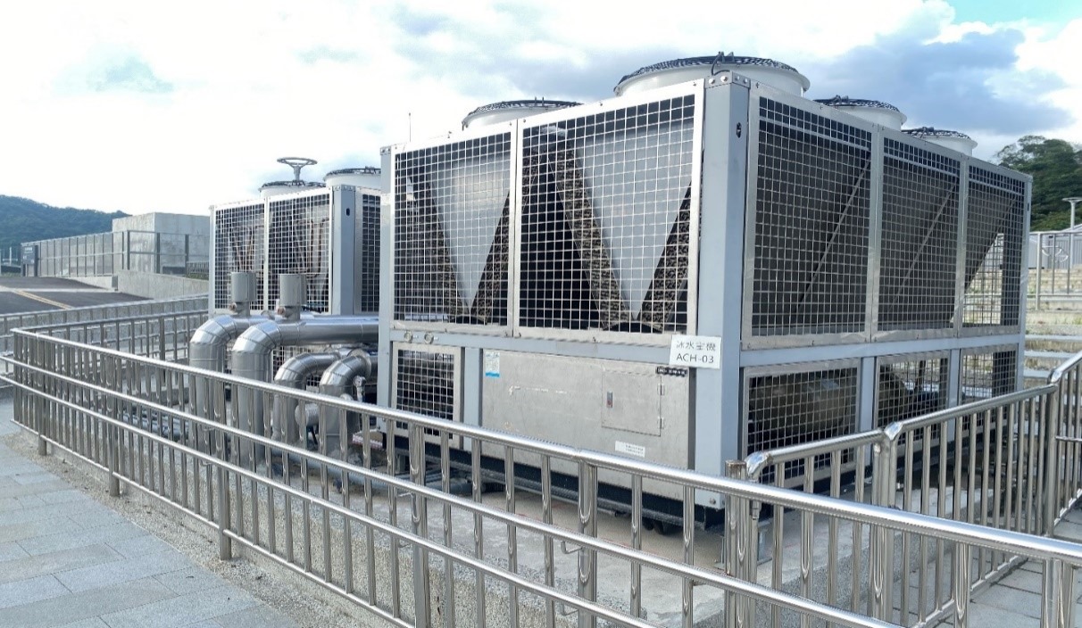 冰水主機