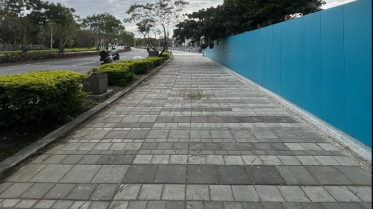 鶯歌區館前路人行道將路幅拓寬(改善後)