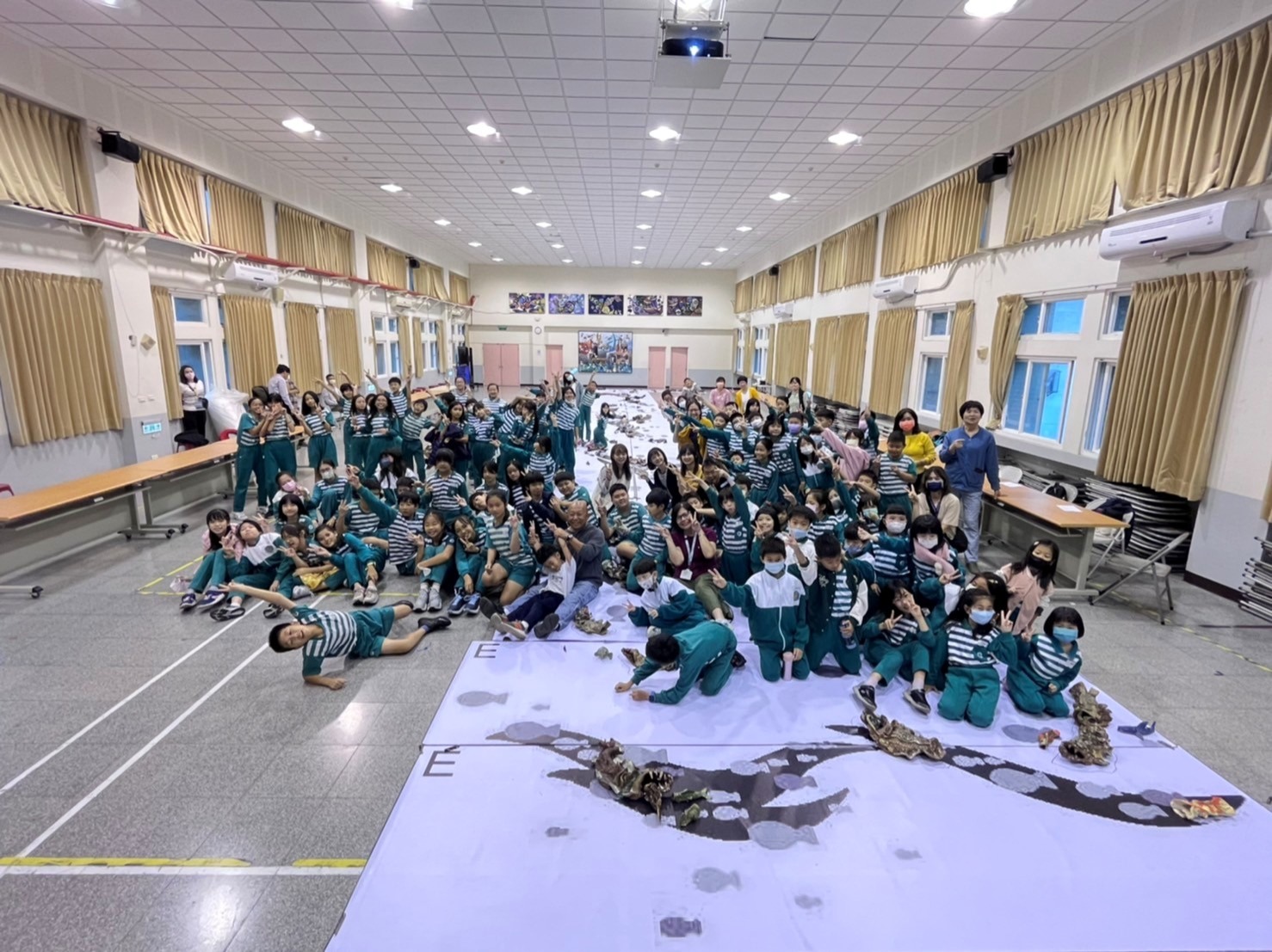 悠遊陶魚-藝術家與學生公共藝術共創工作坊活動照