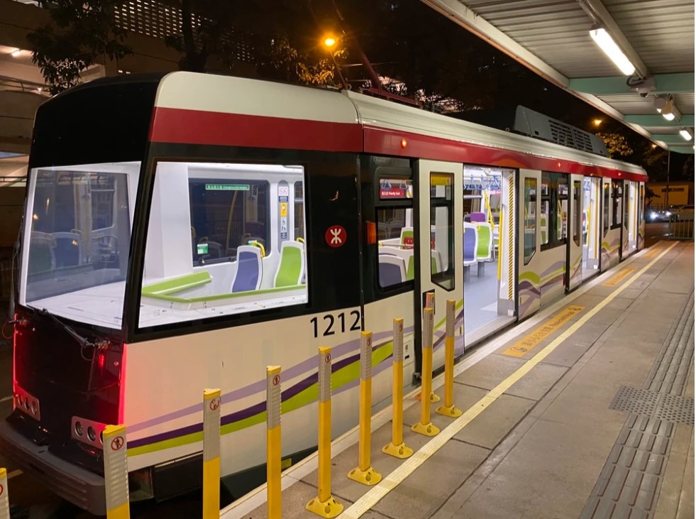 香港輕鐵第五期列車尾部拖卡設計