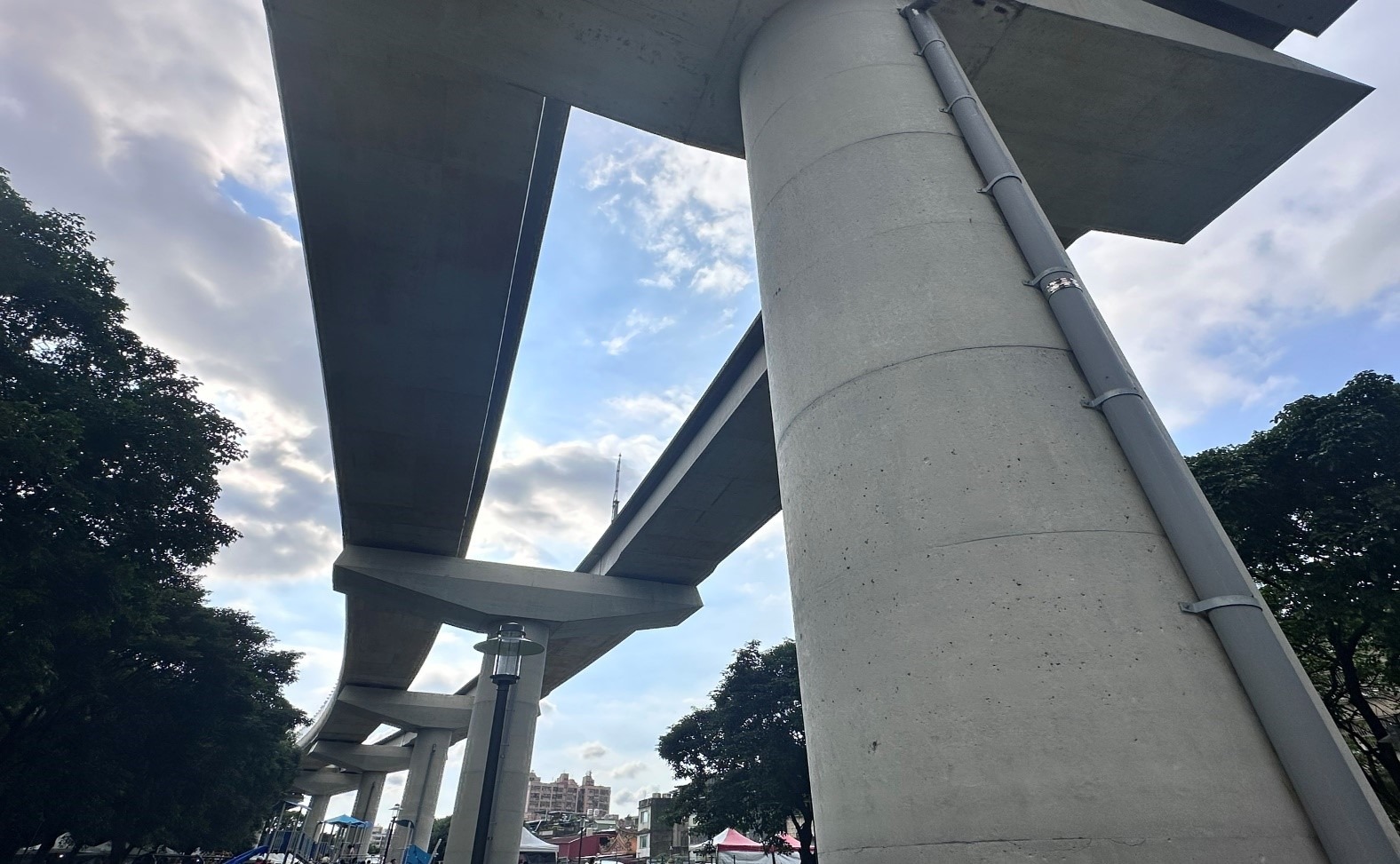公三公園上方的避雷針