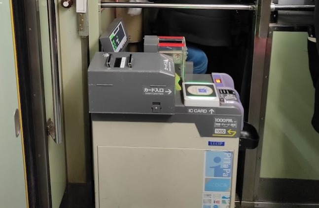 嵐電電車車內