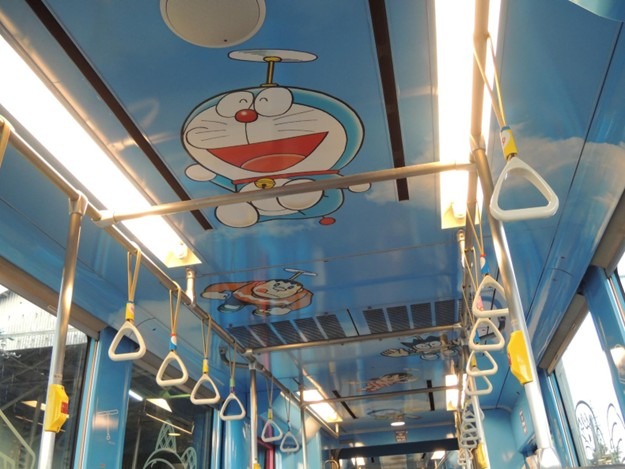 哆啦A夢路面電車